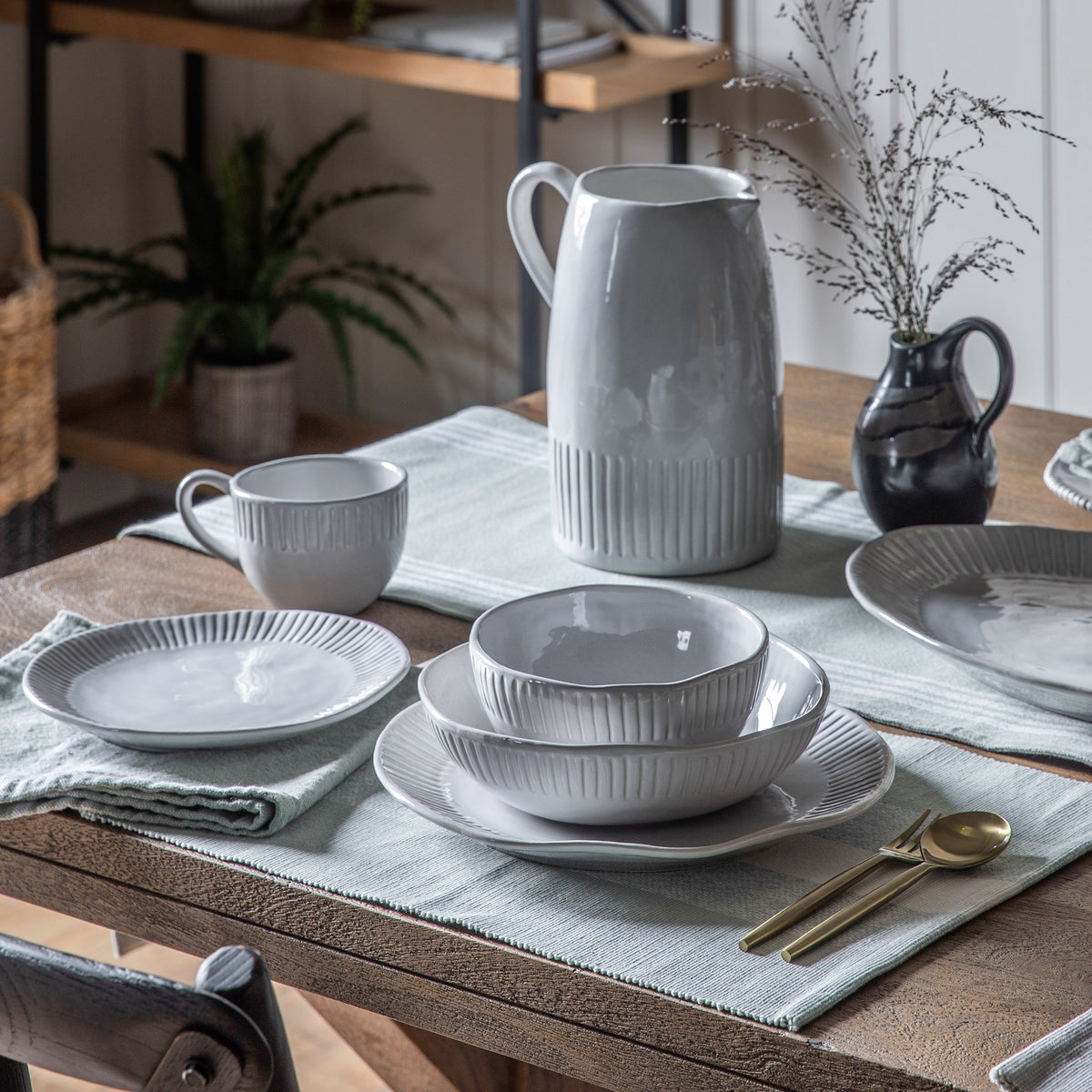 Set of 4 Organic Ridged Side Plates