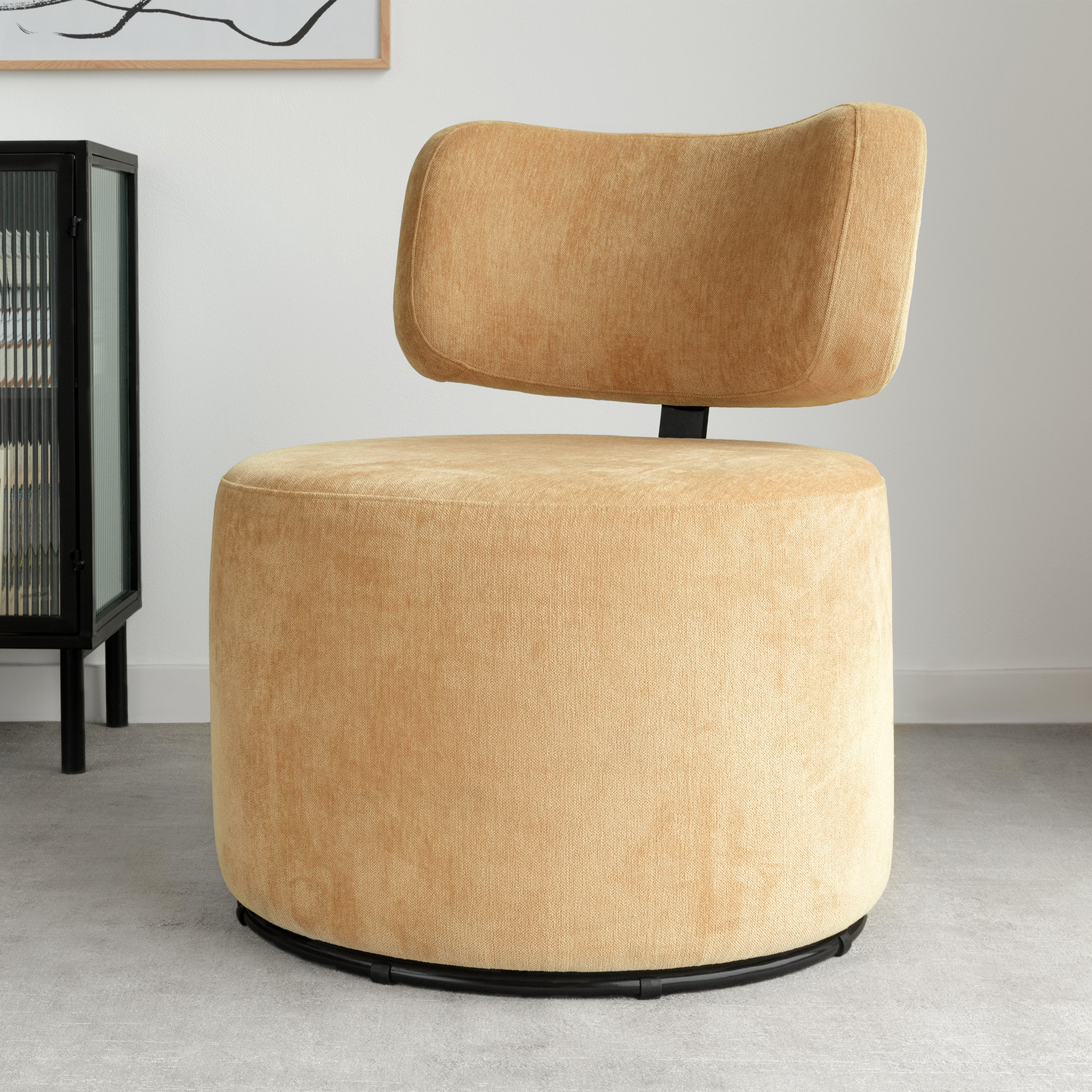 Sits Mokka Swivel Armchair in Caramel