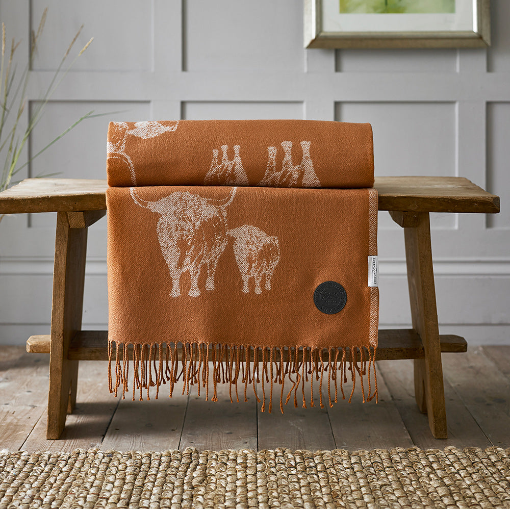 Cow & calf throw