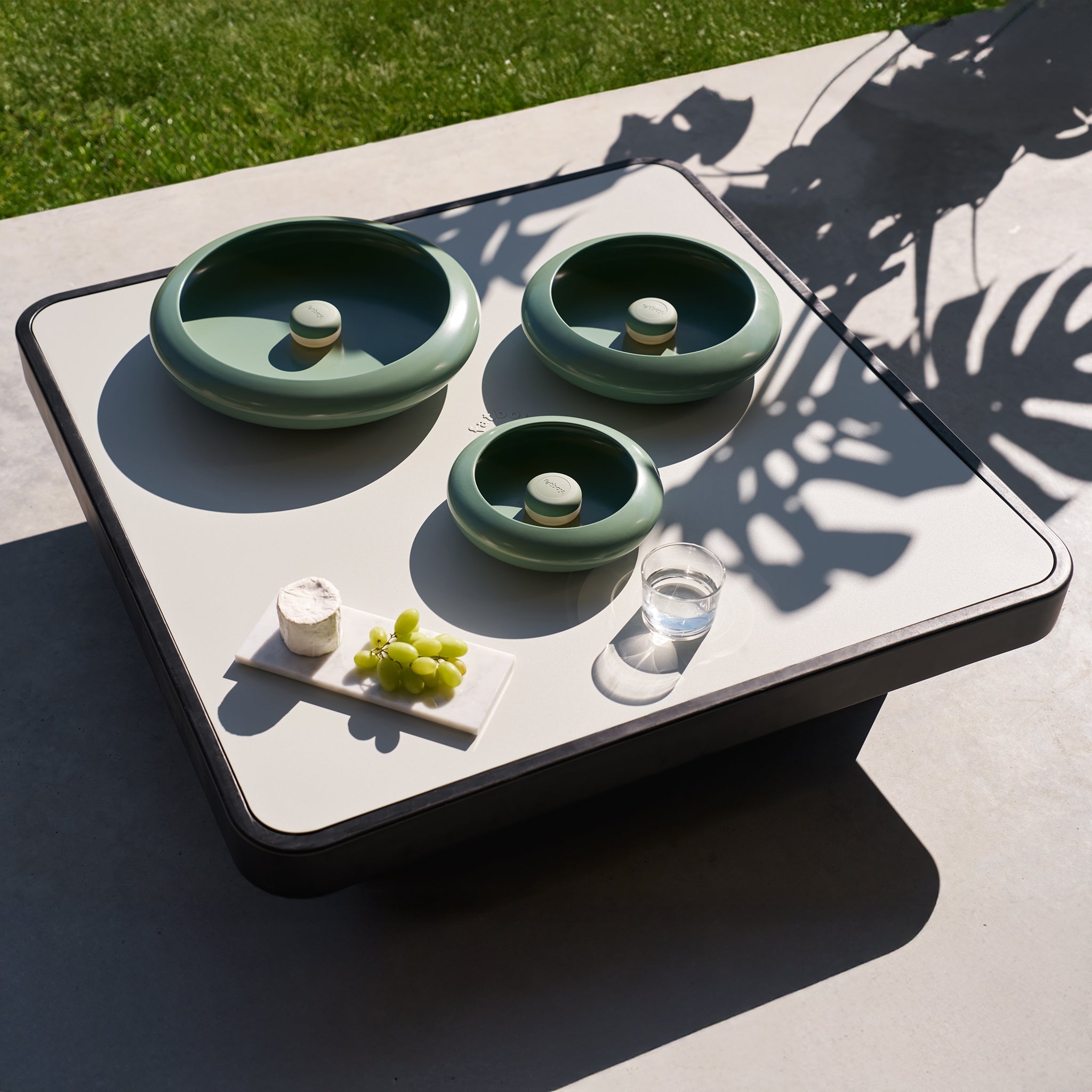 Paletti Table in Grey