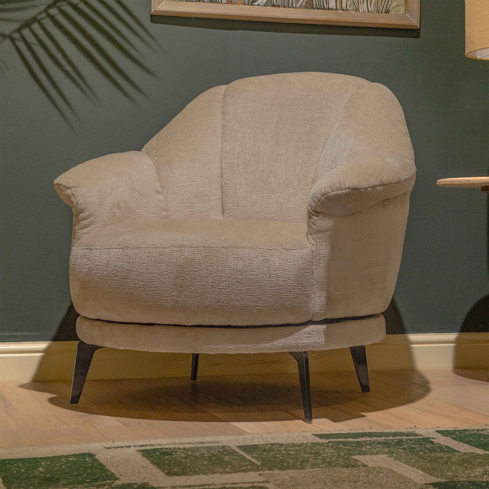 Valeria Swivel Amrchair