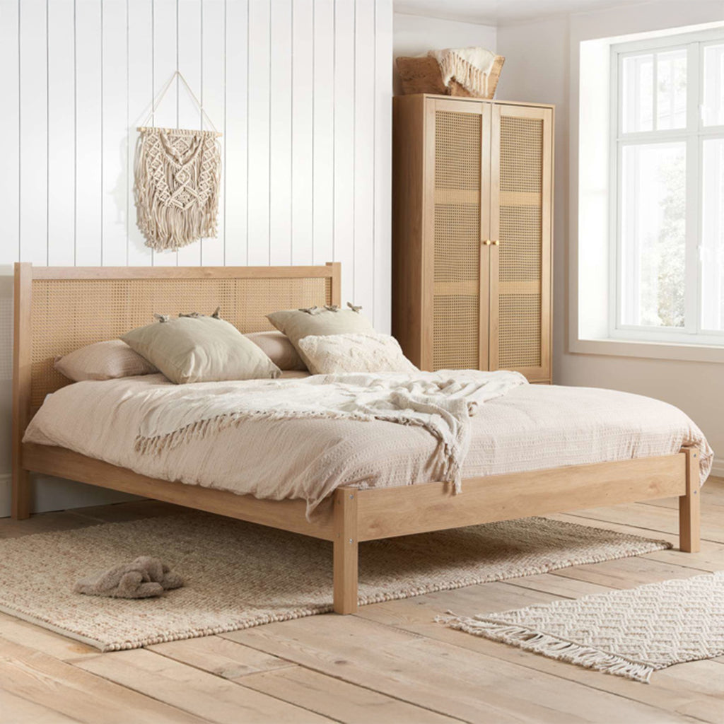 Washington Rattan Bed