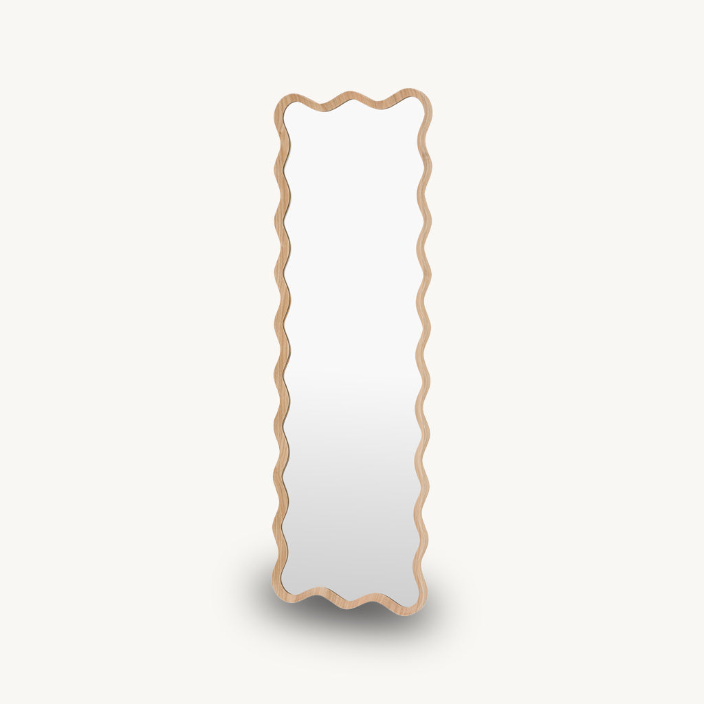 Munich Leaner Mirror