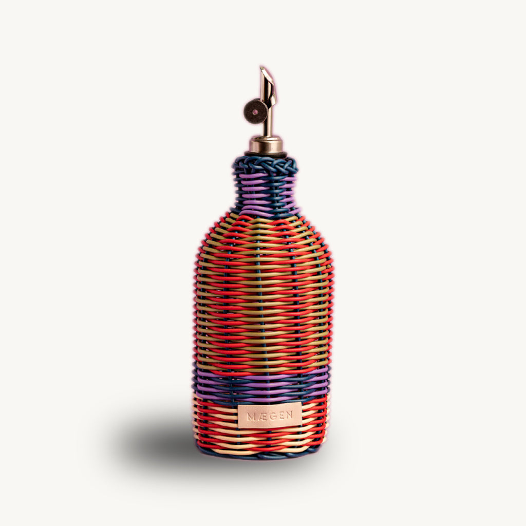 Woven Oil Pourer in Green and Red