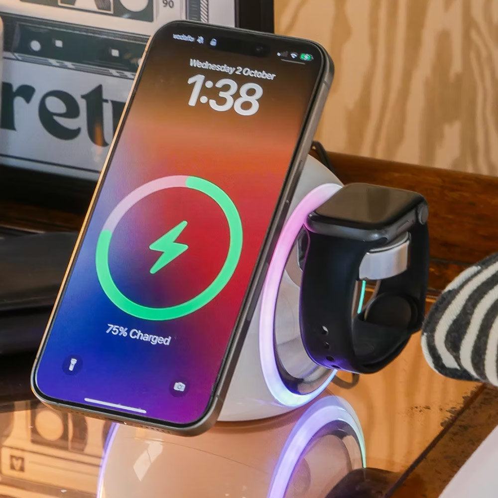 Capsule Apple Wireless Charger in Blue