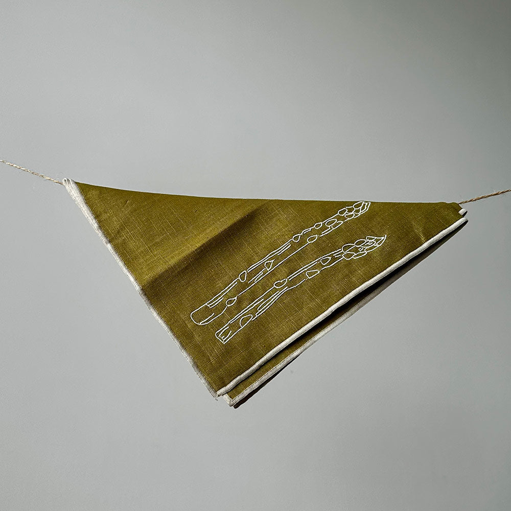 Set of 2 Asparagus Linen Blend Napkins