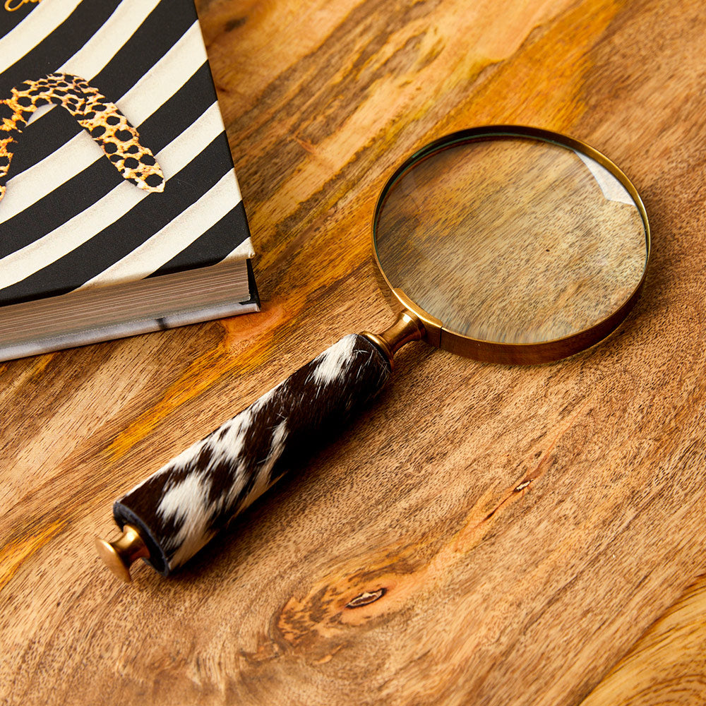 Magnifier with cowhide handle