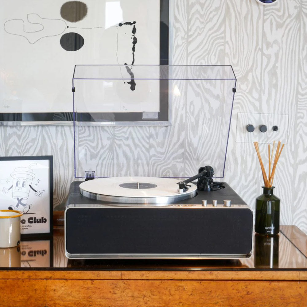 Richmond Deluxe High Power Record Player in Black