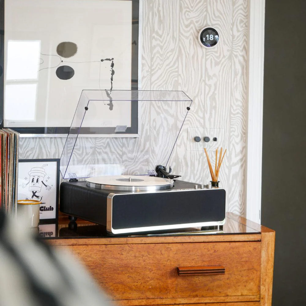 Richmond Deluxe High Power Record Player in Black