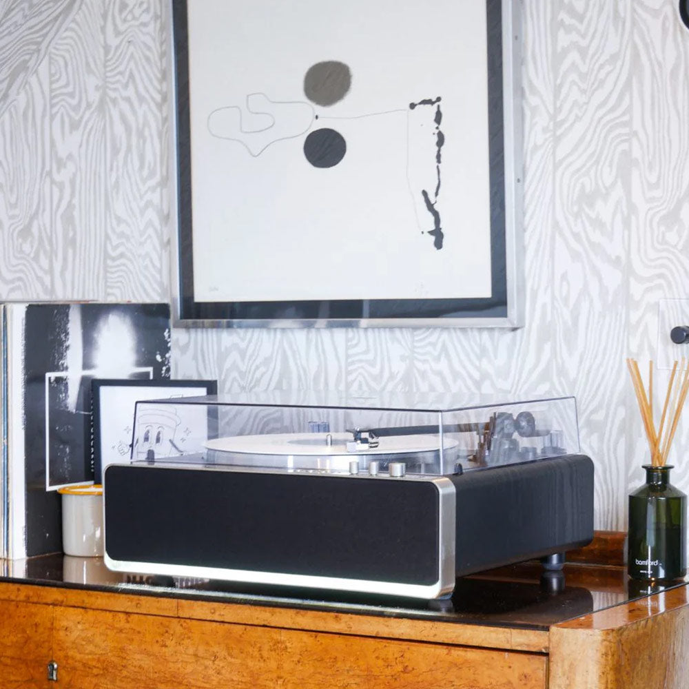 Richmond Deluxe High Power Record Player in Black