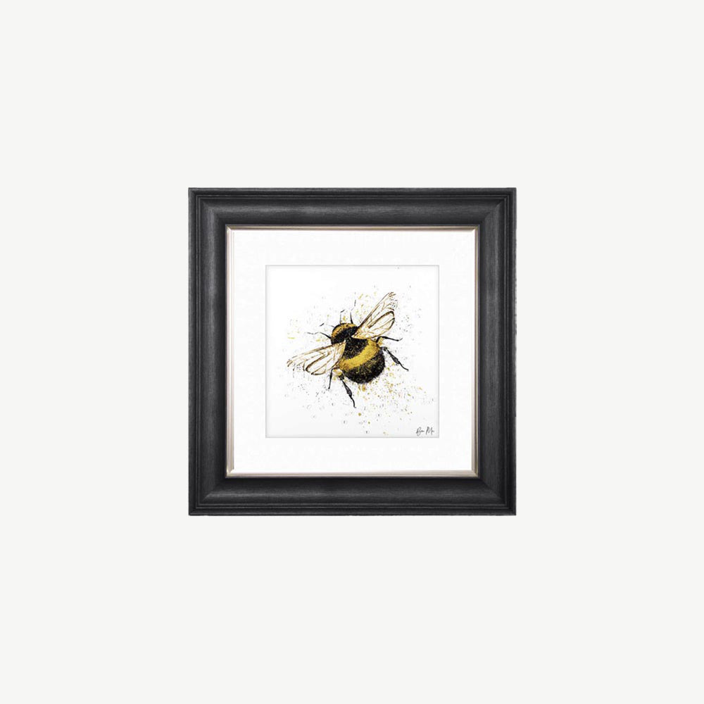 Bumble bee picture