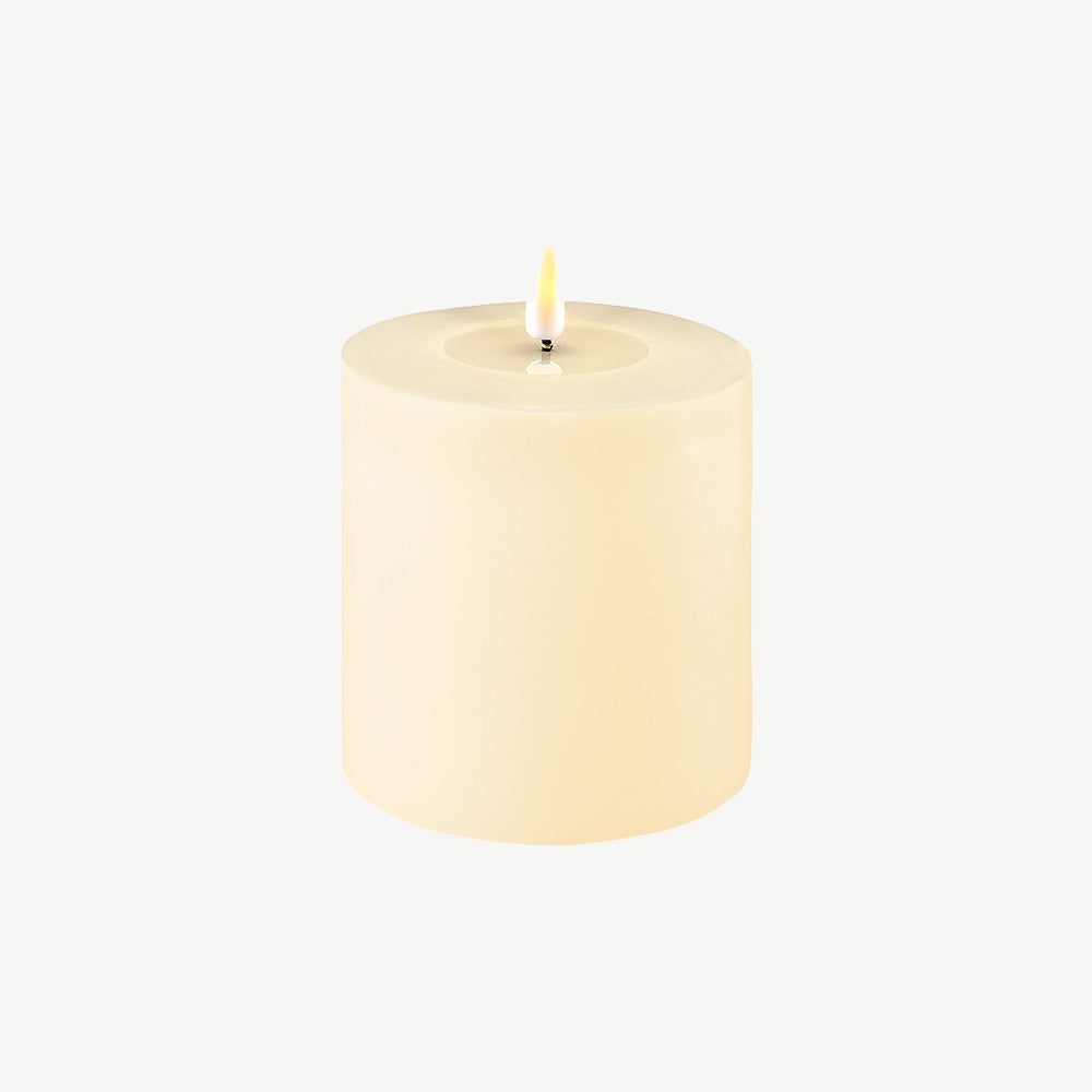 10cm x 10cm Real Wax LED Candle