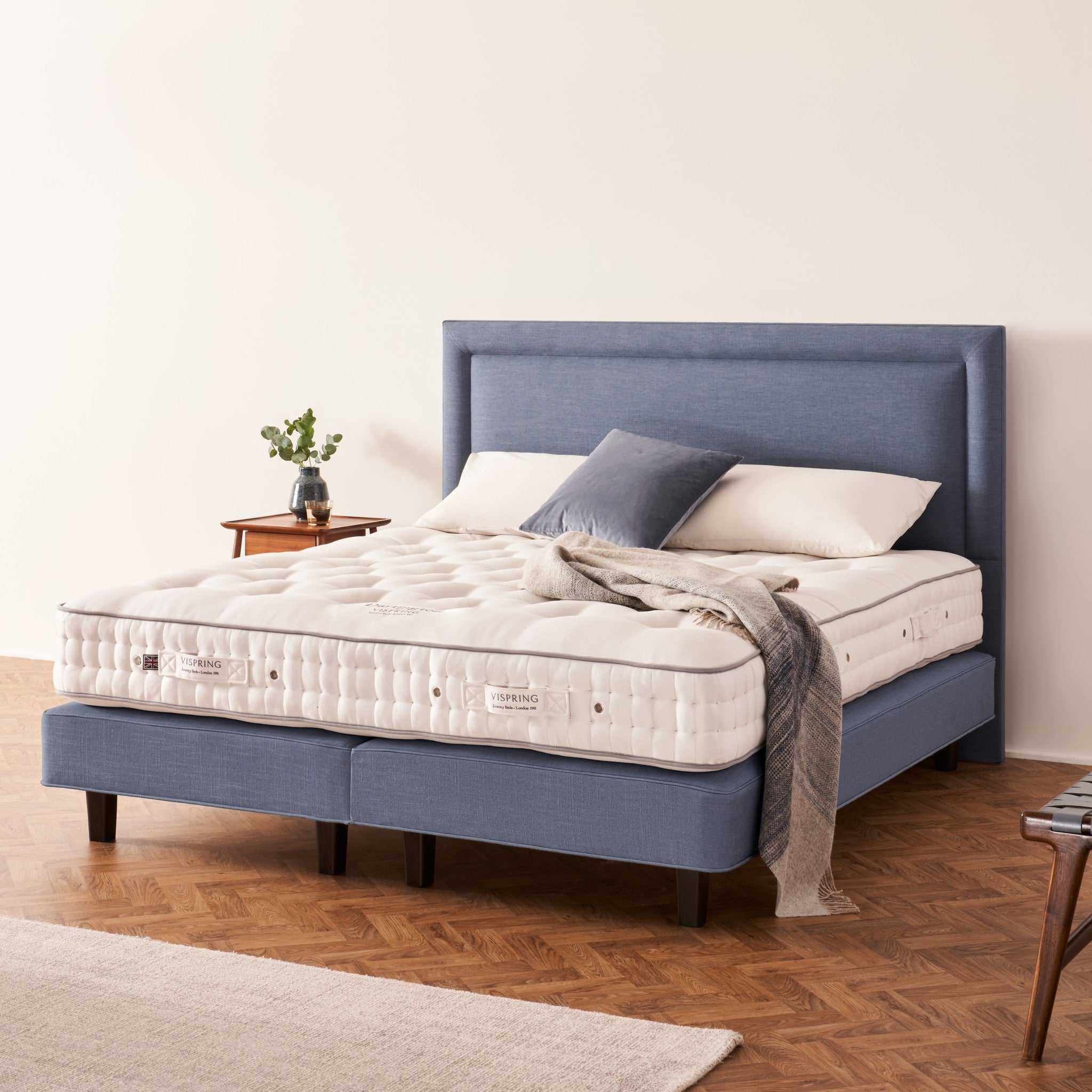 ViSpring Dartington Divan and Mattress Set
