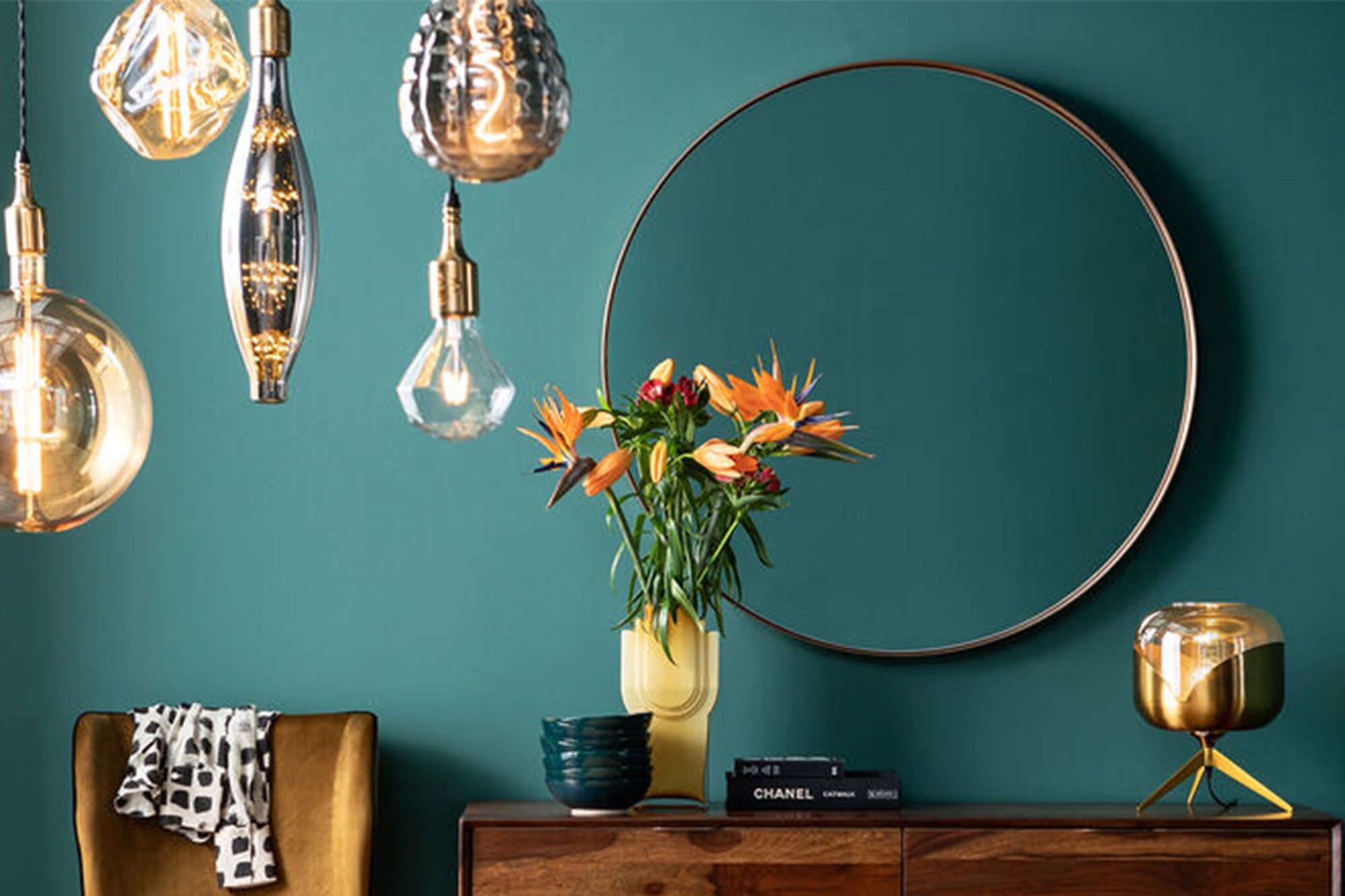 Round Brass Mirror Curve
