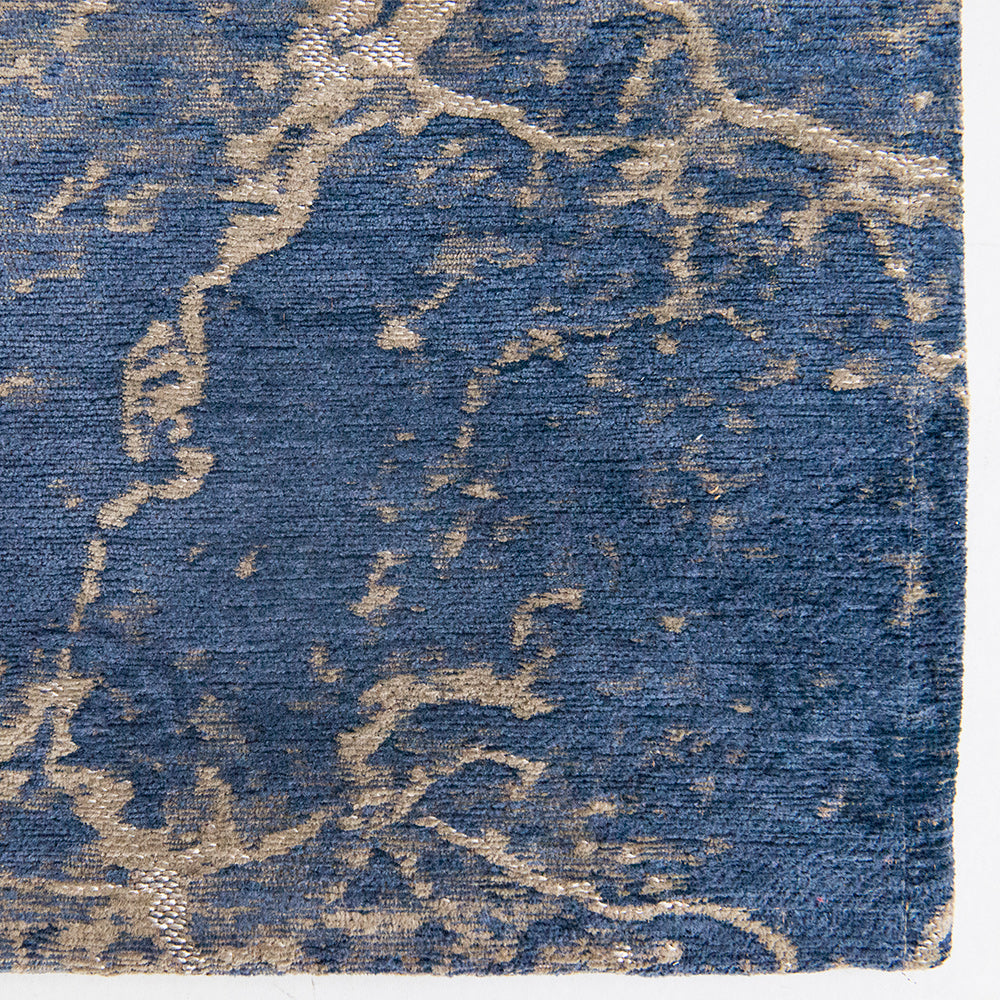 Cracks Rug in Abyss Blue