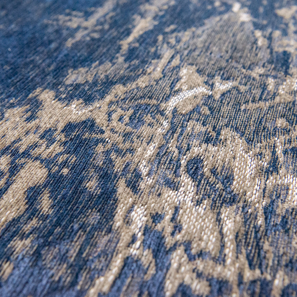Cracks Rug in Abyss Blue