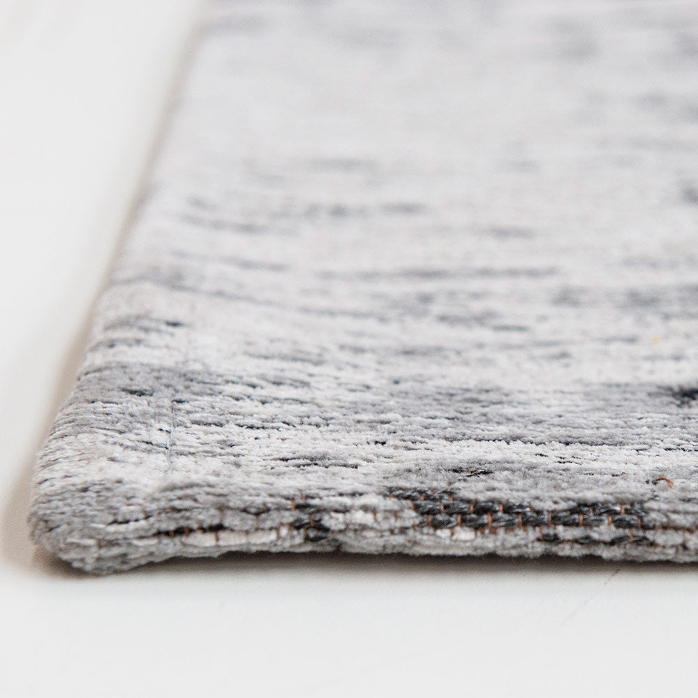 Madmen Griff Rug in Concrete Jungle