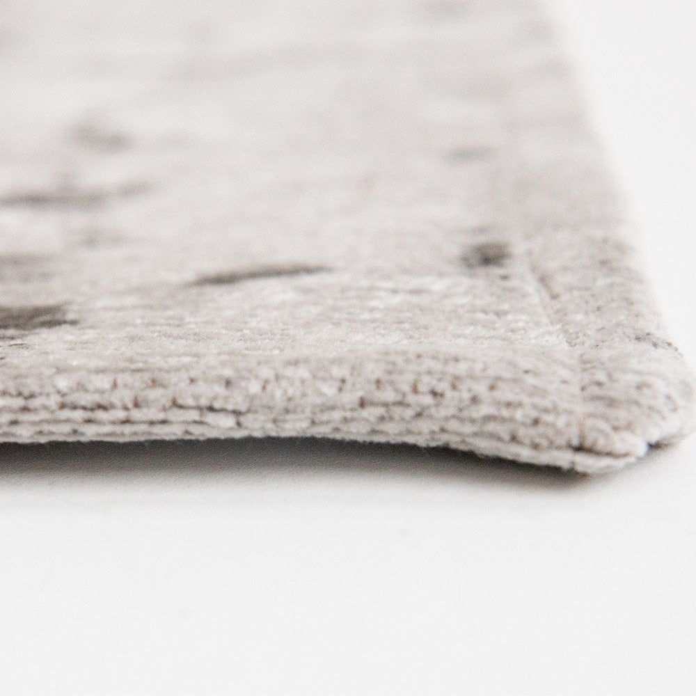 Madmen Griff Rug in Concrete Jungle