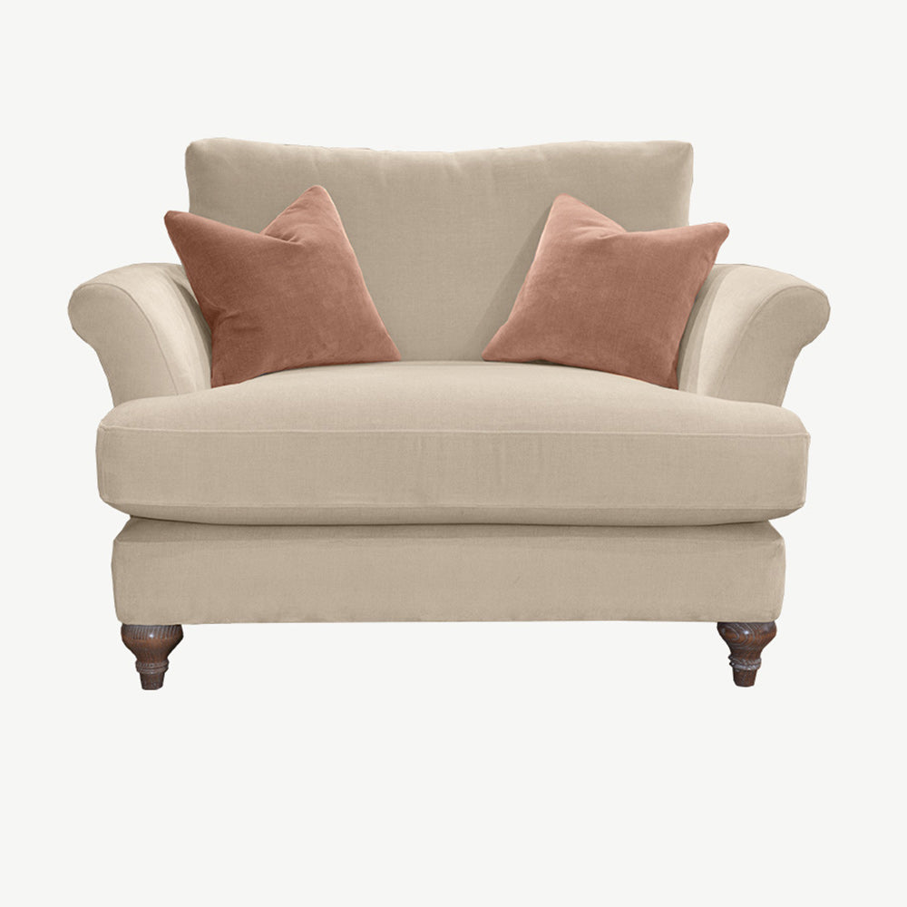 Lara Loveseat
