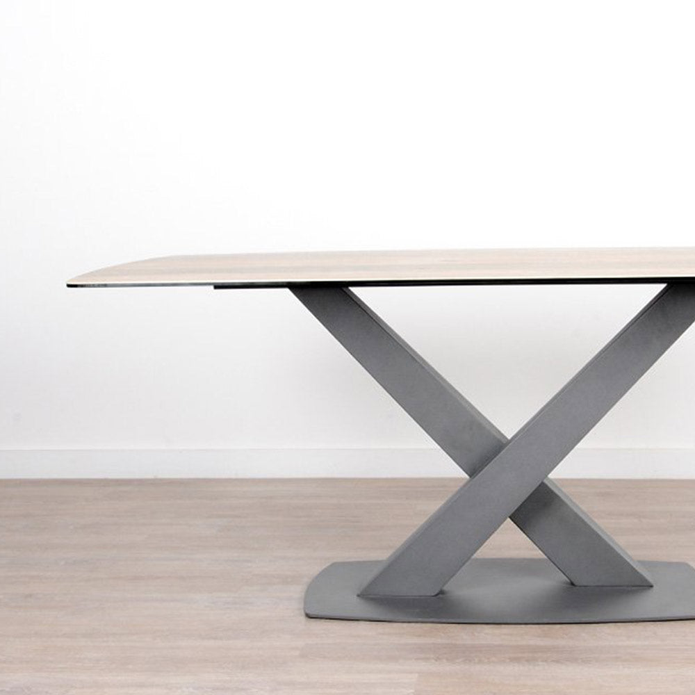 Voyage Dining Table