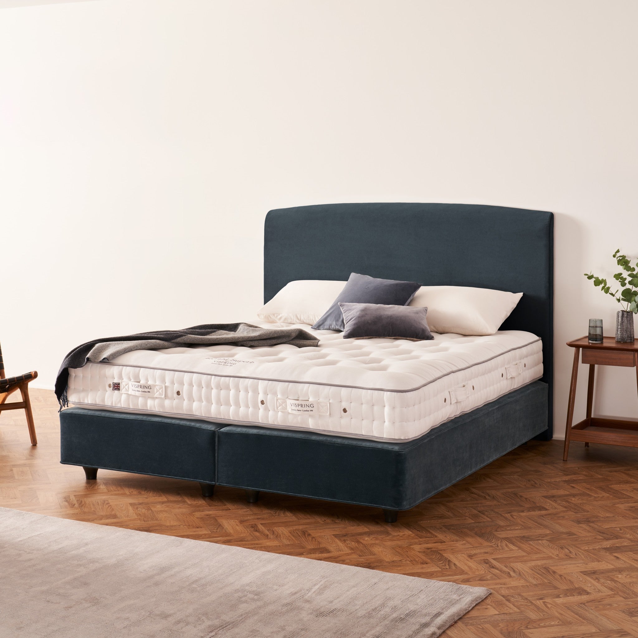 ViSpring Herald Superb Divan Base & Mattress Set
